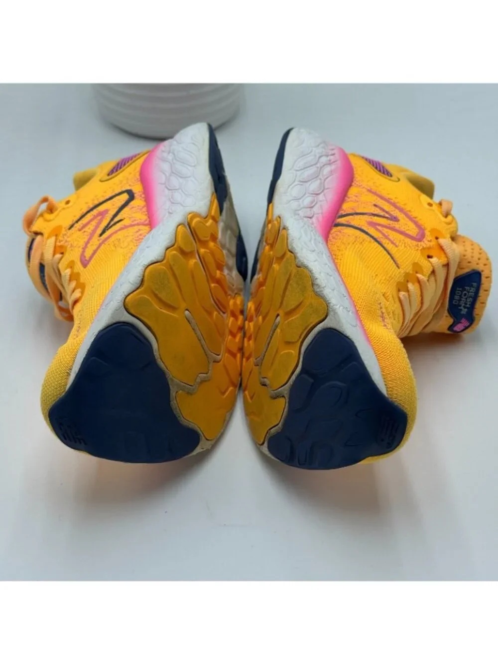 New Balance Fresh Foam X 1080v12 W1080M12 Athletic Sneaker Women's 8.5B Yellow